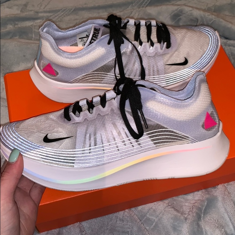 nike zoom fly betrue 🏳️‍🌈